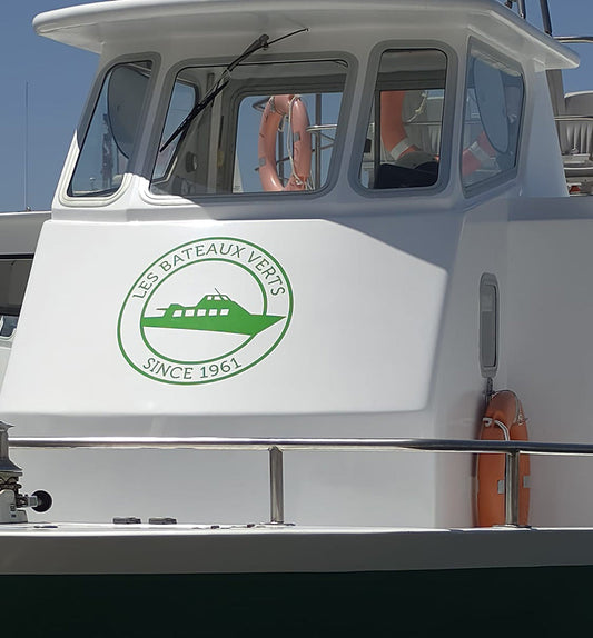 Visiter Saint-Tropez en 1 Jour : L'Astuce du Bateau Vert