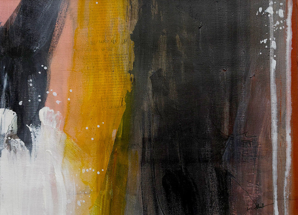 Peinture abstraite contemporaine sur toile noire et ocre avec textures brutes, coulures blanches et composition minérale moderne.