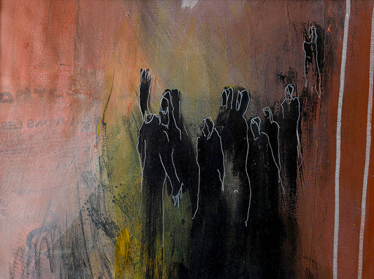 Peinture abstraite originale "La Foule Silencieuse" de l'artiste Kellestom, format 40x50 cm, fond ocre et rouille avec des silhouettes humaines dessinées en lignes blanches.