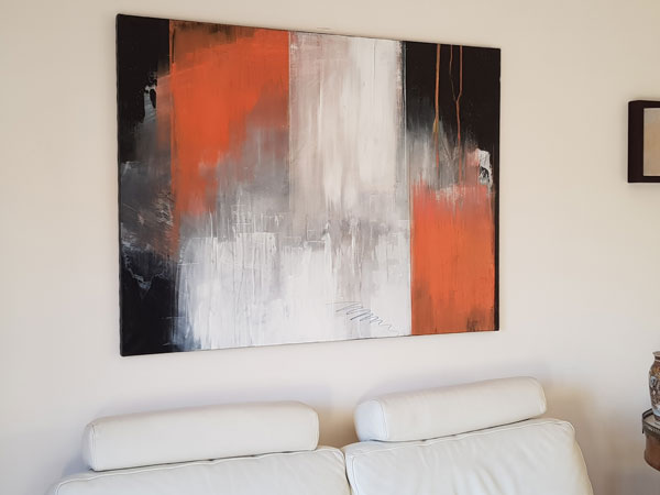 Composition abstraite inspirée des systèmes de perception urbaine. Peinture abstraite 97x130cm  tons orangés et blancs avec du noir- Kellestom